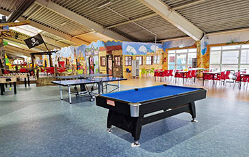 Billiard und Tischtennis-Platten